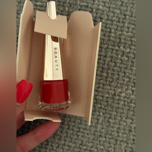 FENTY BEAUTY Stunna Lip Paint – “Uncensored” (01)
Brand new - Picture 10 of 11